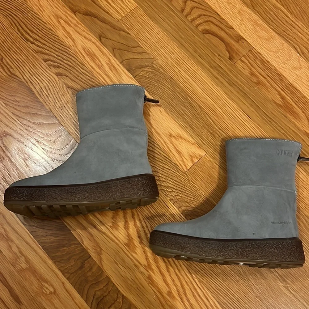 New Free People Cougar Cozy Up Shearling Boots in Ash Blue size 7